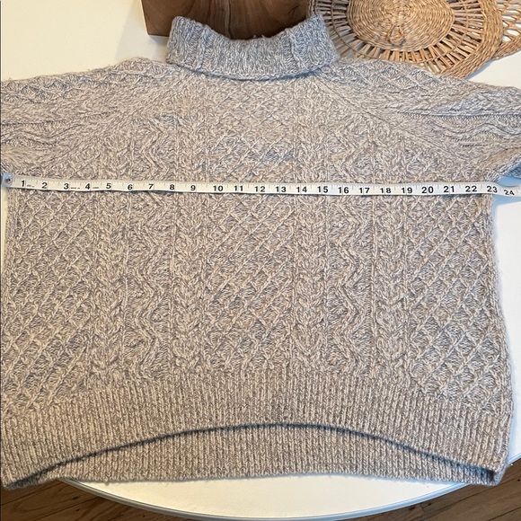 VINCE Medium Merino Wool Cashmere Blend Cable Knit Mock Sweater - Picture 8 of 12